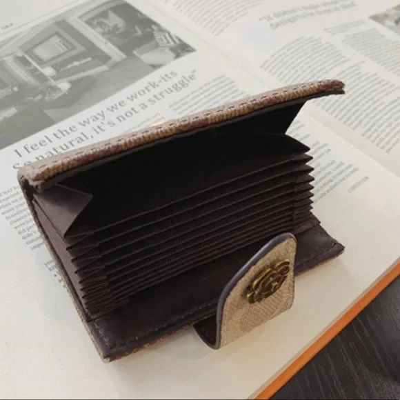 NWT Brown Tan Women's Fashion Wallet Card Holder - Picture 3 of 6